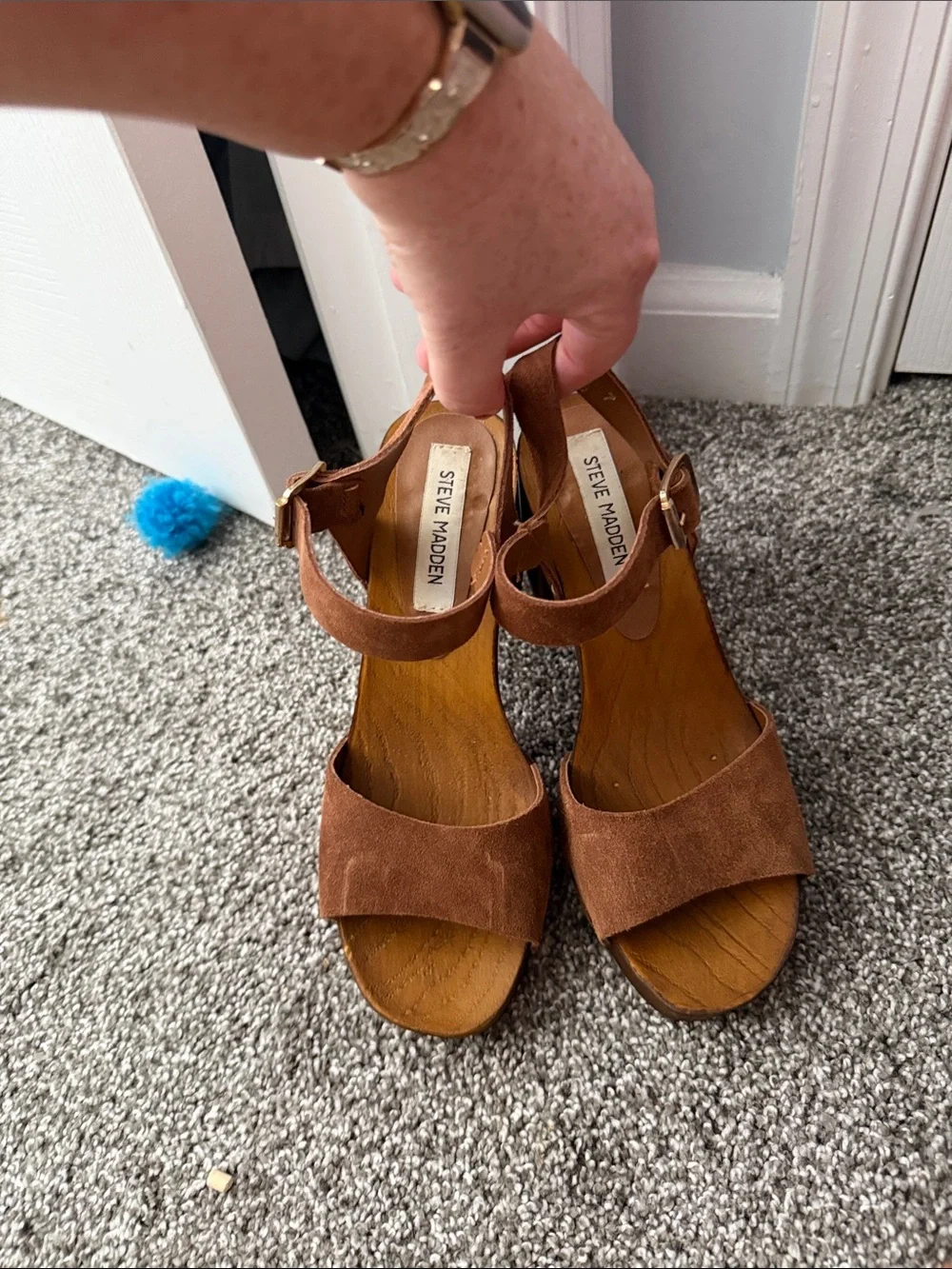 Steve Madden Brown Suede Platform Sandals with Studs